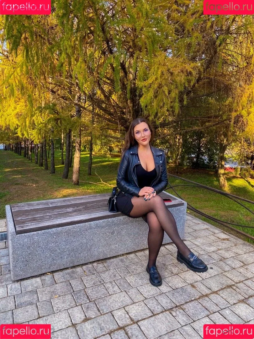 Albina Gladkikh Onlyfans Photo Gallery 