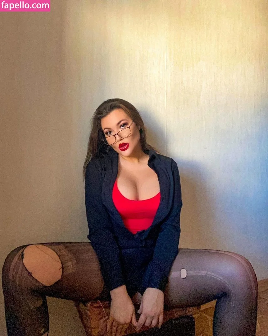 Albina Gladkikh Onlyfans Photo Gallery 