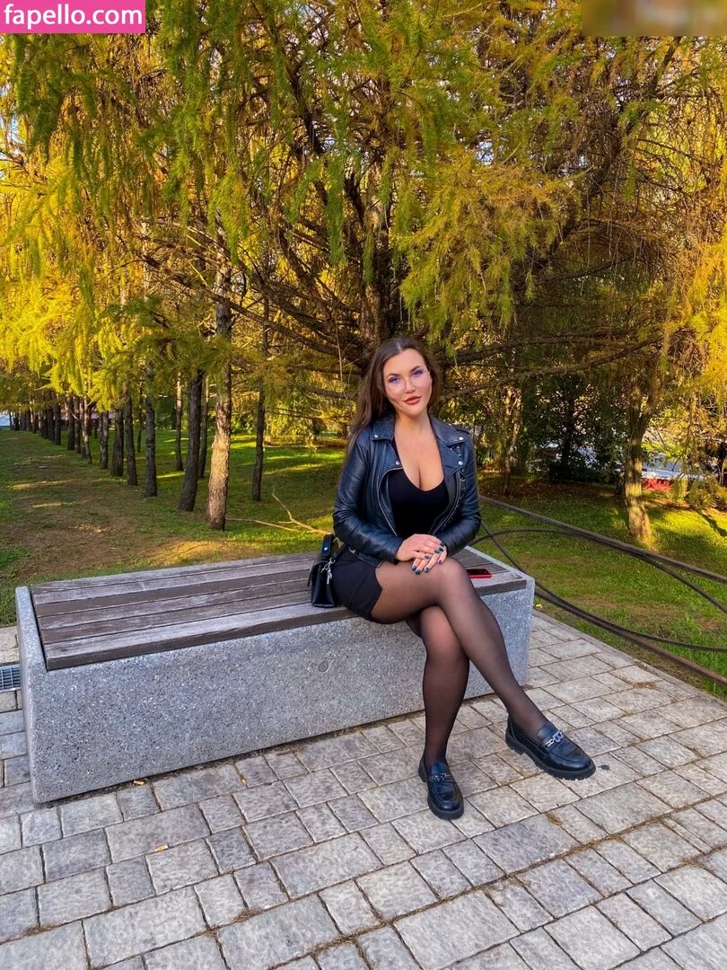 Albina Gladkikh Onlyfans Photo Gallery 