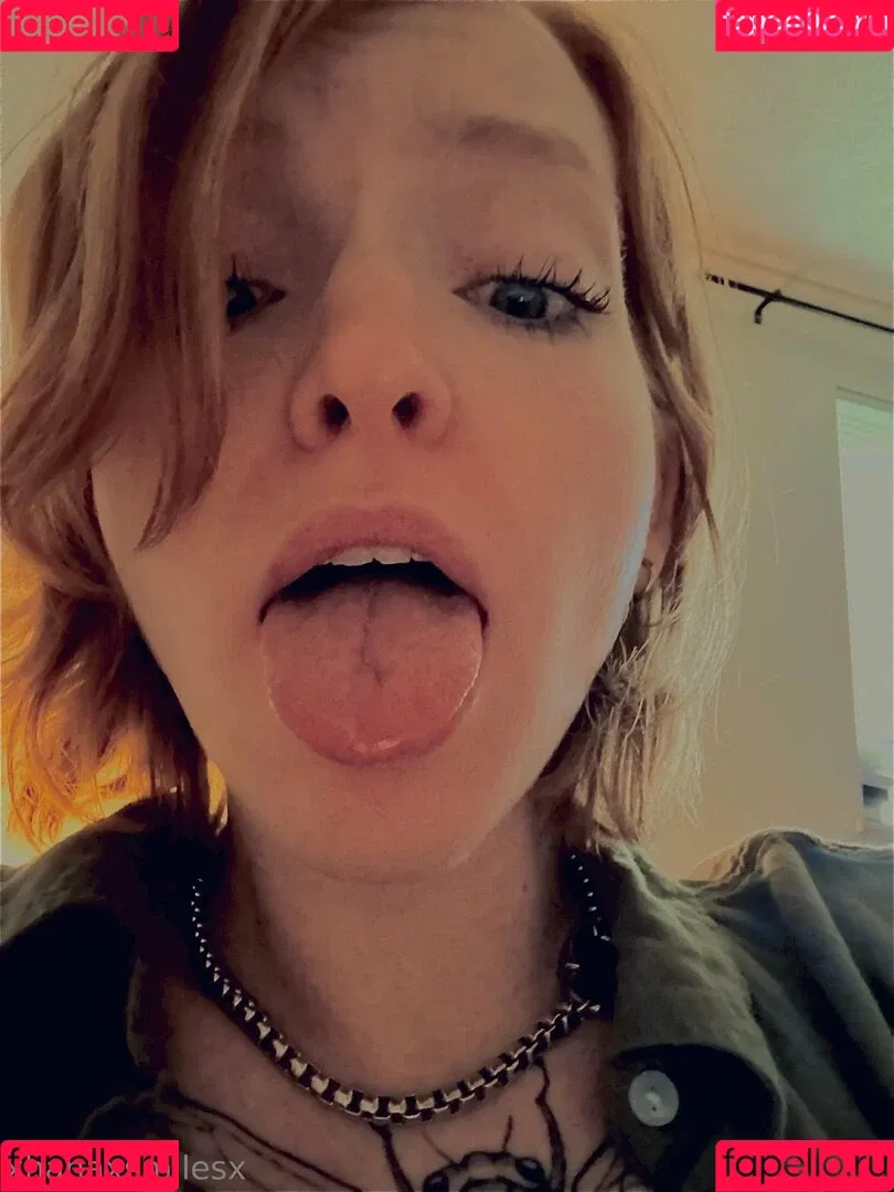 xhanaxsmilesx Onlyfans Photo Gallery 