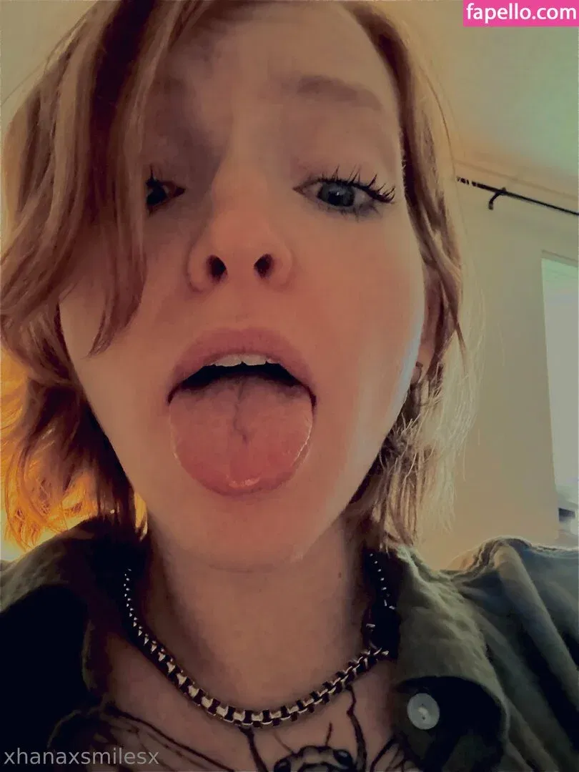 xhanaxsmilesx Onlyfans Photo Gallery 