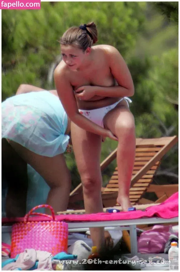 Charlotte Church Onlyfans Photo Gallery 