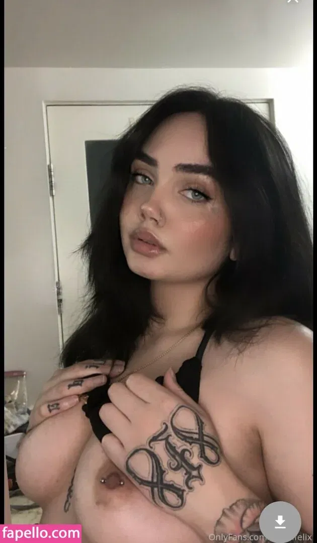 Raven Felix Onlyfans Photo Gallery 