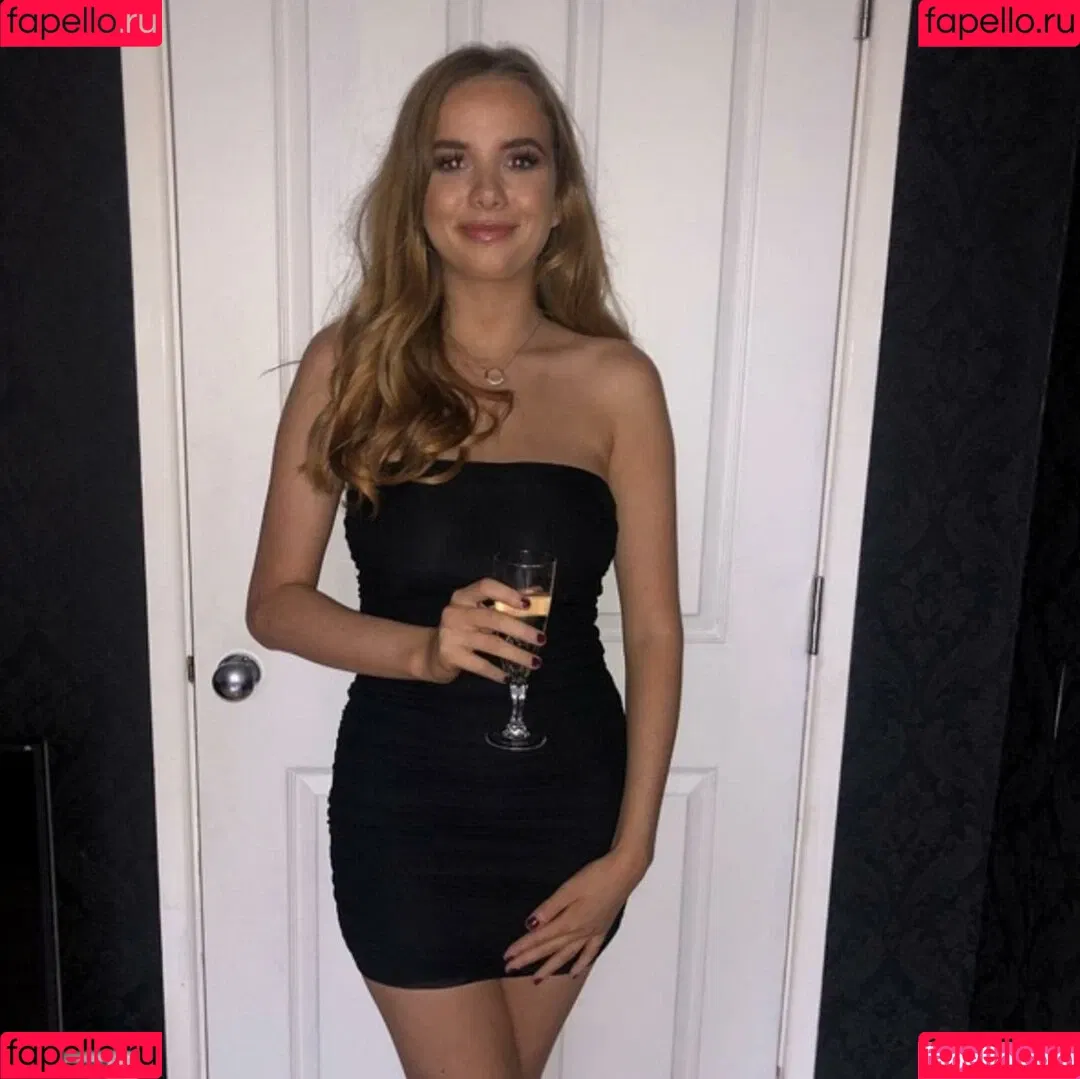 Alicia Ivatt Onlyfans Photo Gallery 