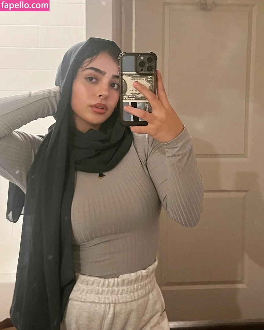 amanamalk1 Onlyfans Photo Gallery 