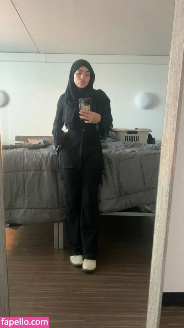 amanamalk1 Onlyfans Photo Gallery 