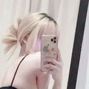 Fuyuko Chan Onlyfans Photo Gallery 