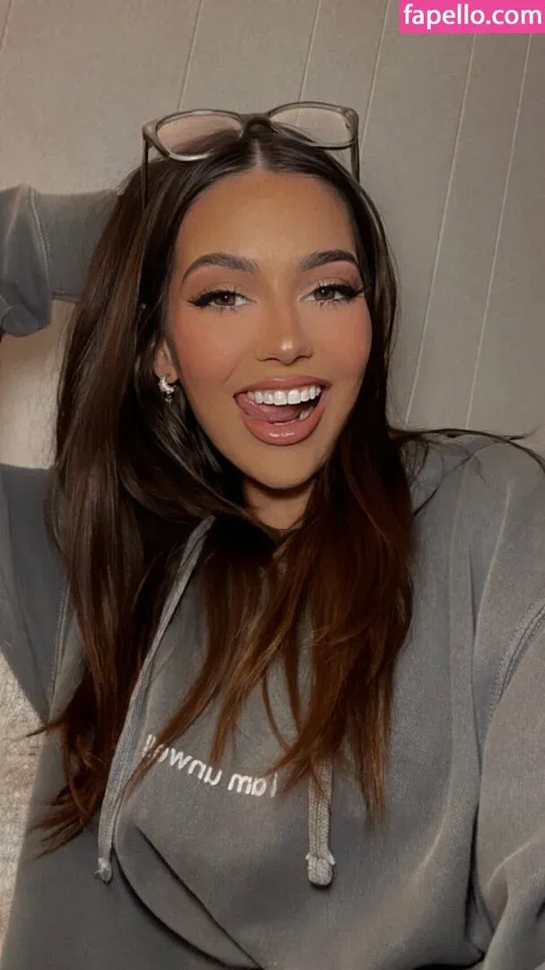 Olivia Mae Onlyfans Photo Gallery 