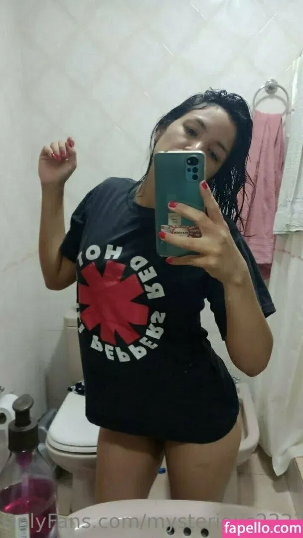 mysterious2222 Onlyfans Photo Gallery 