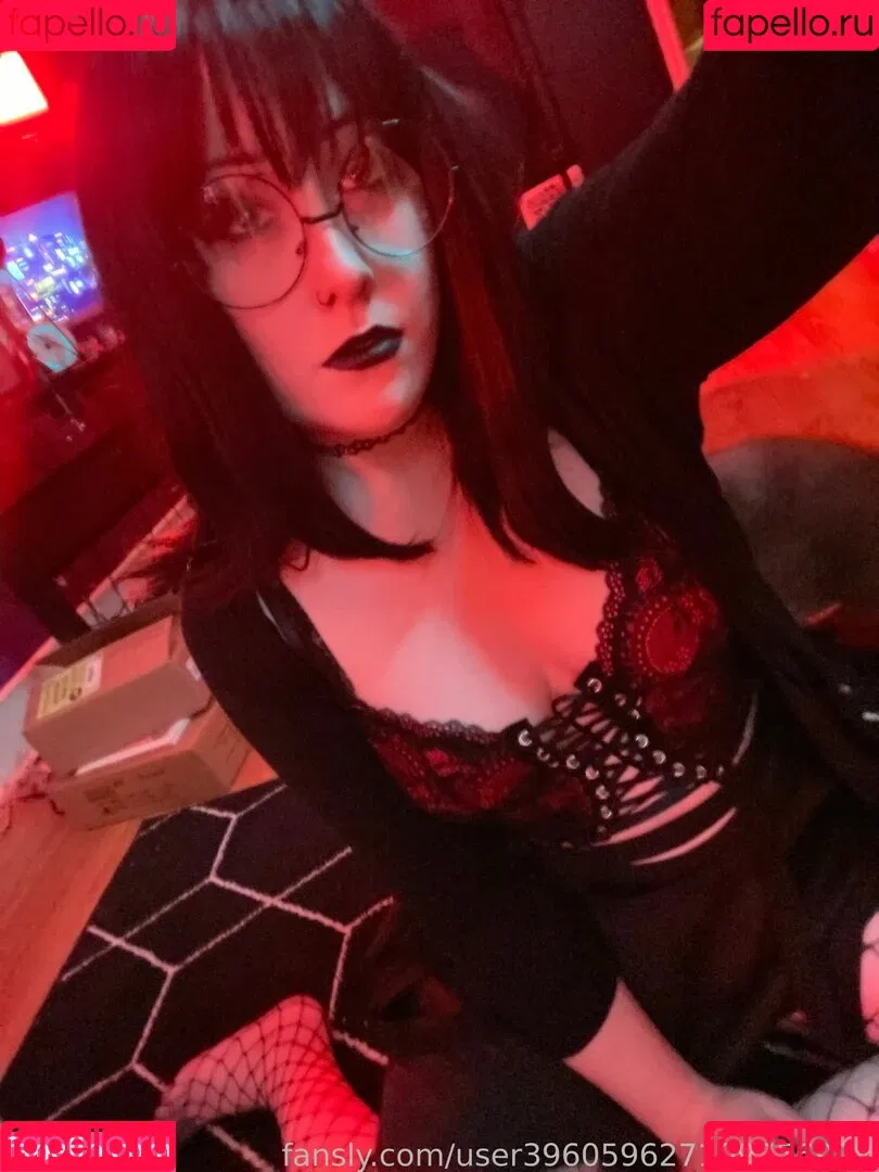 WhisperingPizza ASMR Onlyfans Photo Gallery 