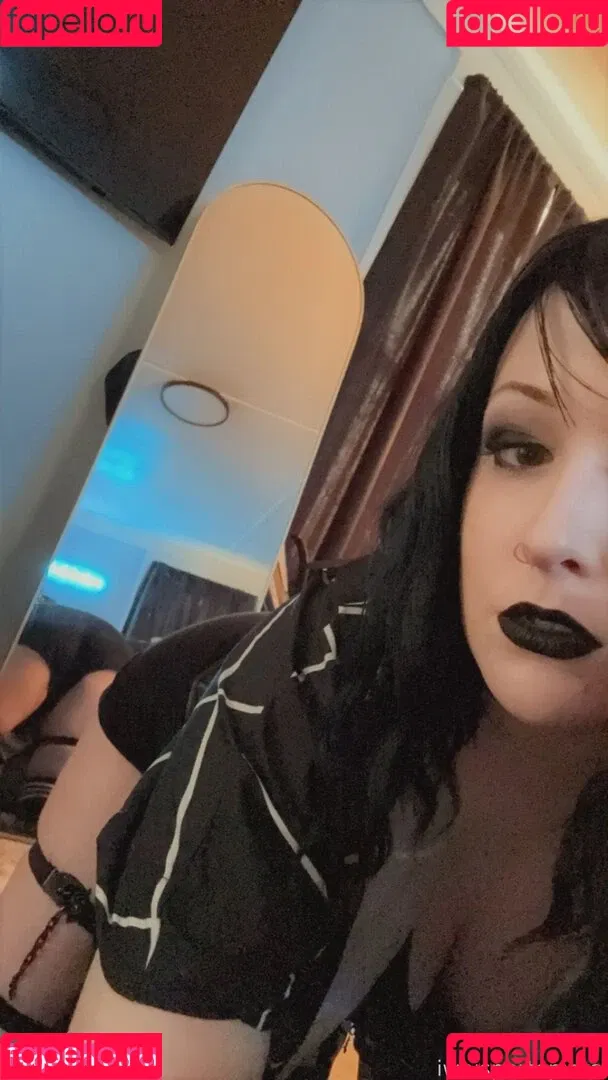 WhisperingPizza ASMR Onlyfans Photo Gallery 