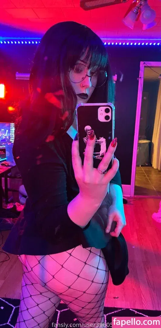 WhisperingPizza ASMR Onlyfans Photo Gallery 