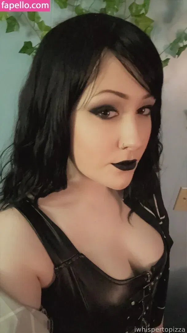 WhisperingPizza ASMR Onlyfans Photo Gallery 