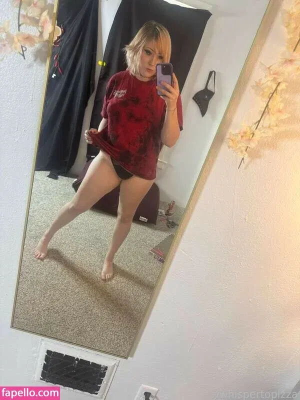 WhisperingPizza ASMR Onlyfans Photo Gallery 