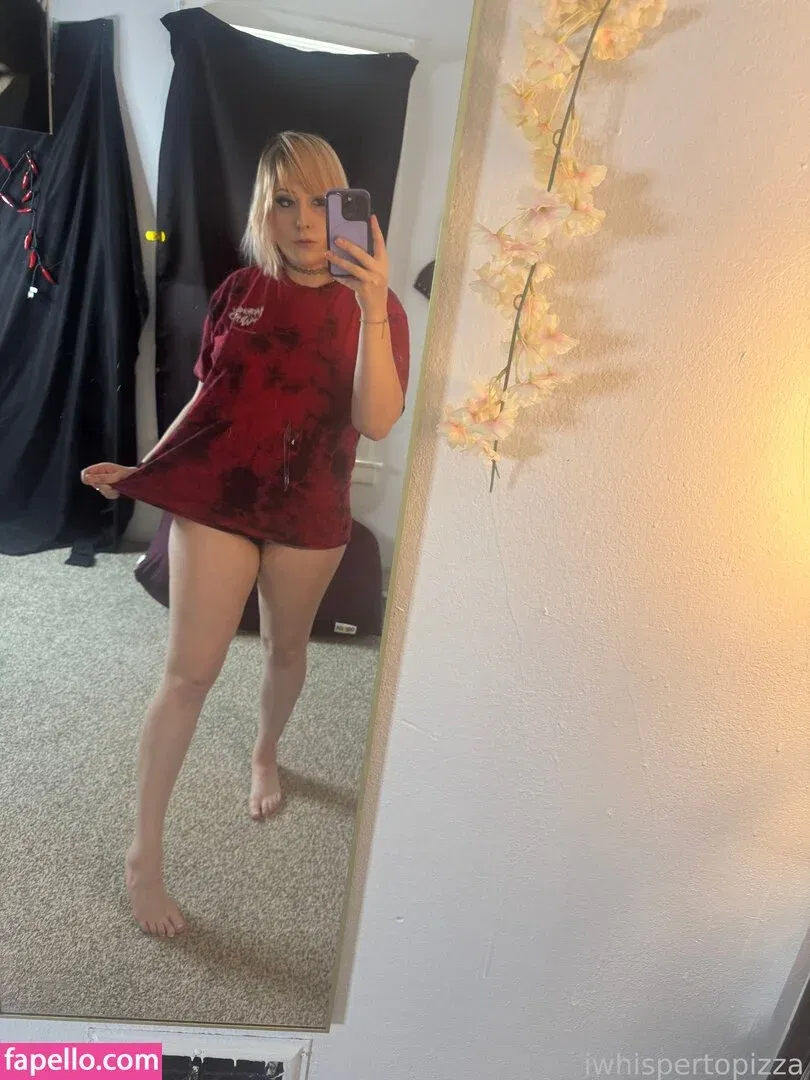 WhisperingPizza ASMR Onlyfans Photo Gallery 