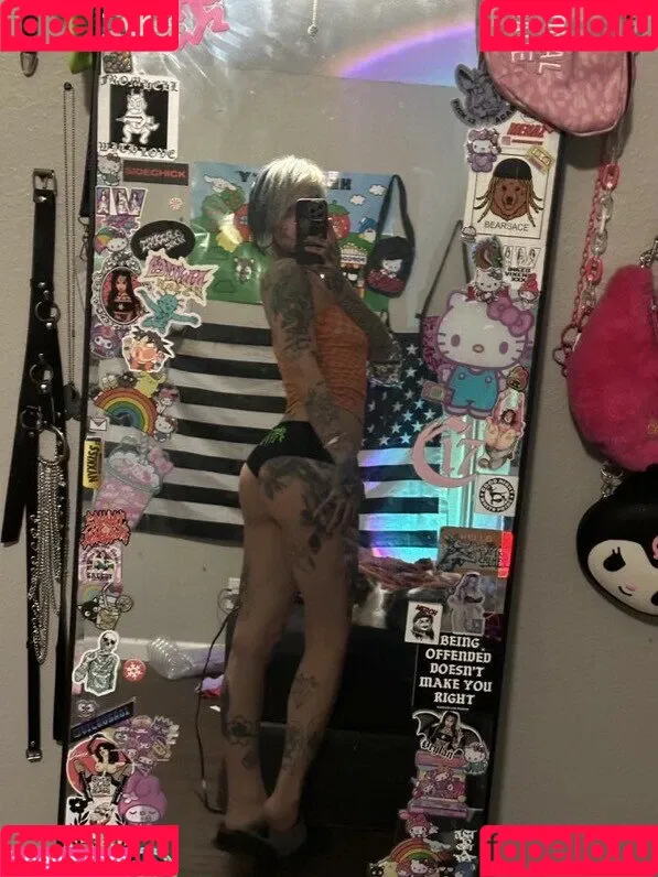 FaceTatMami Onlyfans Photo Gallery 