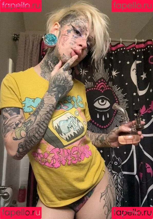 FaceTatMami Onlyfans Photo Gallery 