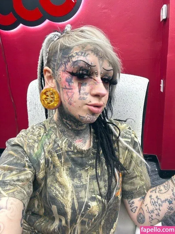 FaceTatMami Onlyfans Photo Gallery 