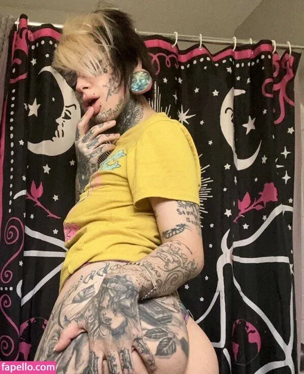 FaceTatMami Onlyfans Photo Gallery 