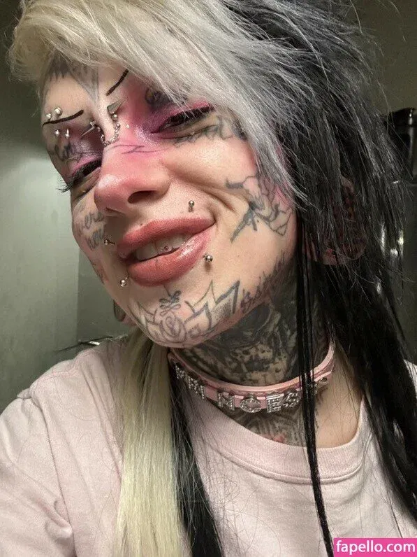 FaceTatMami Onlyfans Photo Gallery 