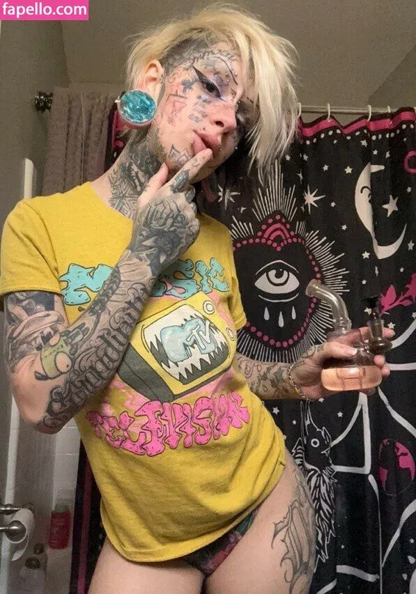 FaceTatMami Onlyfans Photo Gallery 