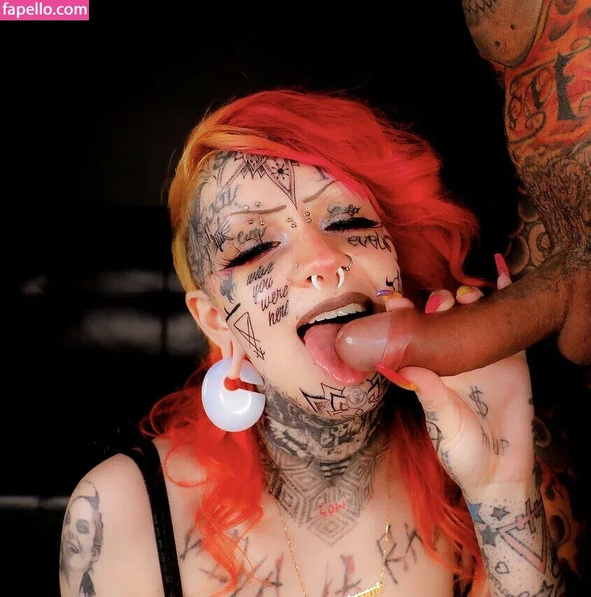 FaceTatMami Onlyfans Photo Gallery 