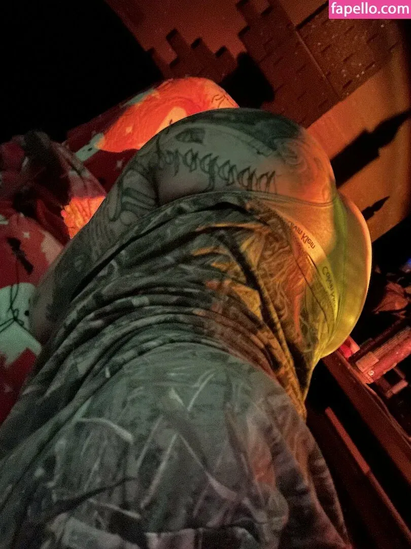 FaceTatMami Onlyfans Photo Gallery 