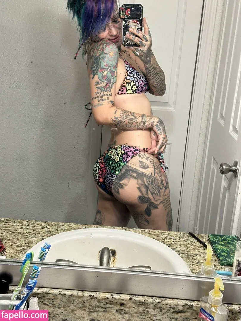 FaceTatMami Onlyfans Photo Gallery 