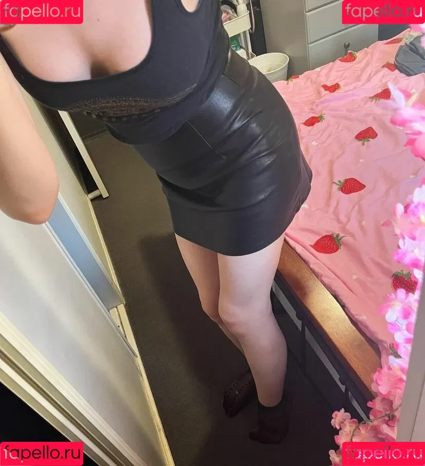 Rose Hathaway Onlyfans Photo Gallery 