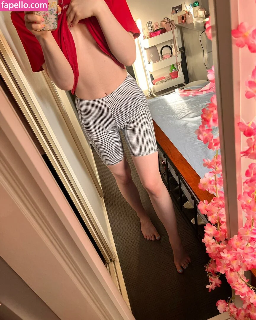 Rose Hathaway Onlyfans Photo Gallery 