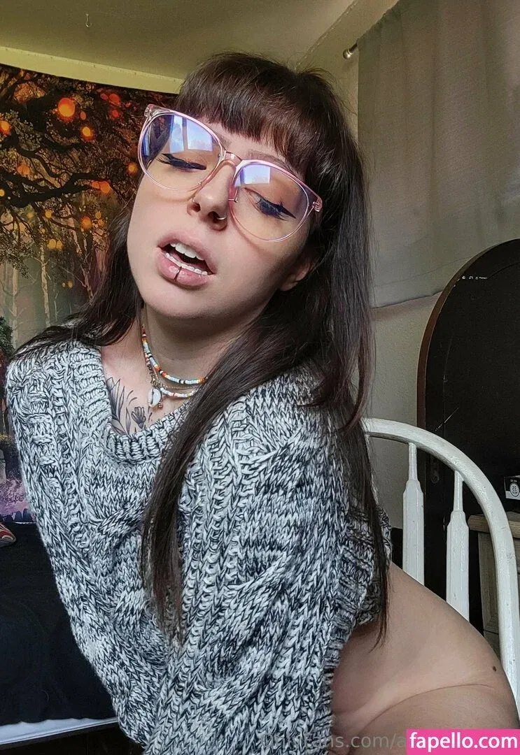 PunkBiBiBi Onlyfans Photo Gallery 