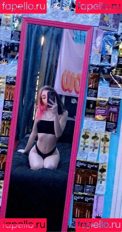 Lovely Lina Onlyfans Photo Gallery 