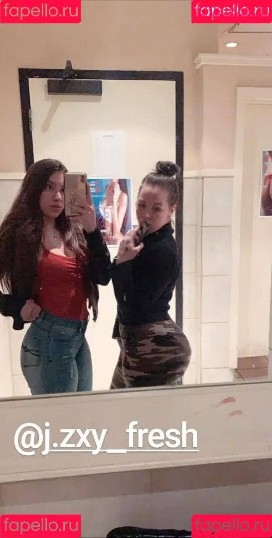 J.zxy_fresh Onlyfans Photo Gallery 