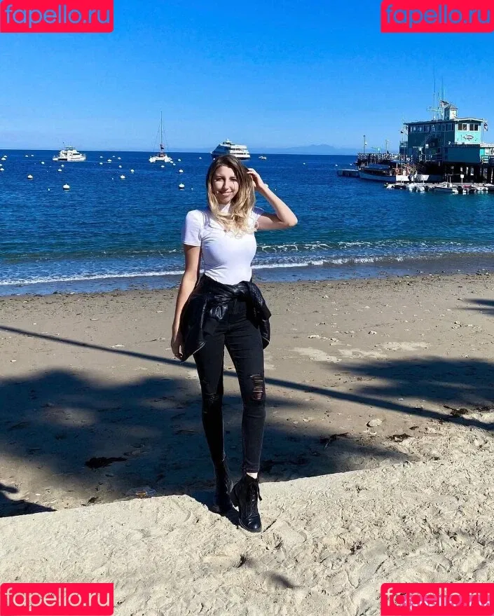 Abigail Cristea Onlyfans Photo Gallery 