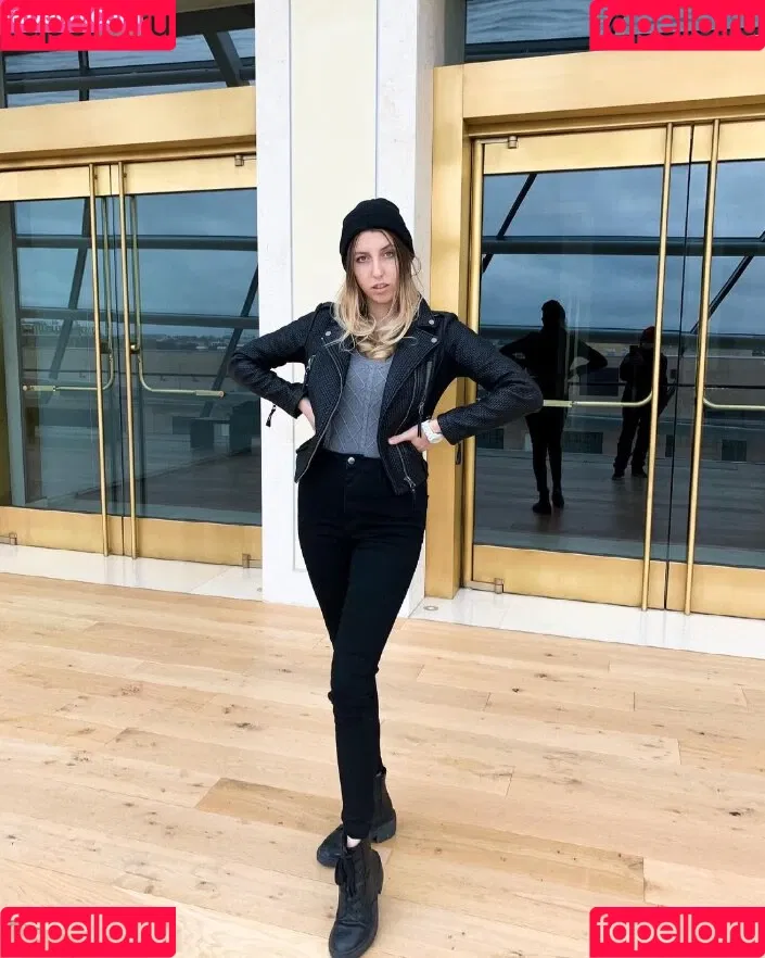 Abigail Cristea Onlyfans Photo Gallery 