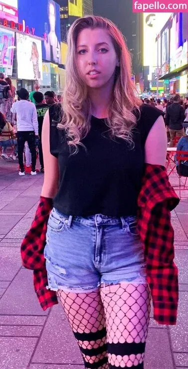 Abigail Cristea Onlyfans Photo Gallery 