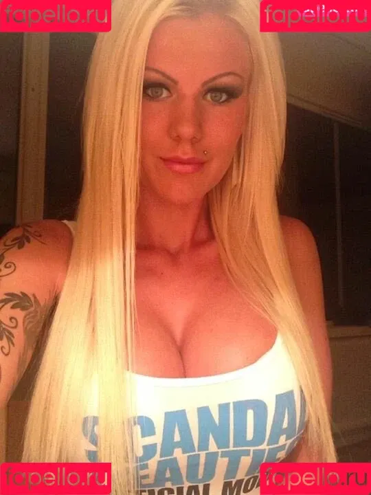 Nadja Boström from Sweden (Big enhanced tits) Onlyfans Photo Gallery 