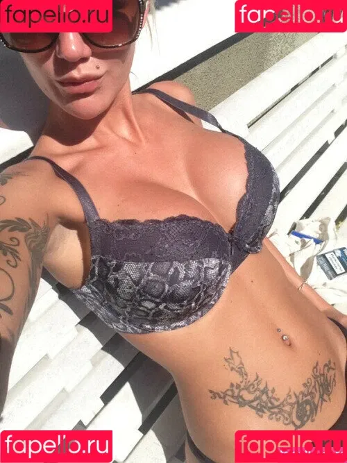 Nadja Boström from Sweden (Big enhanced tits) Onlyfans Photo Gallery 