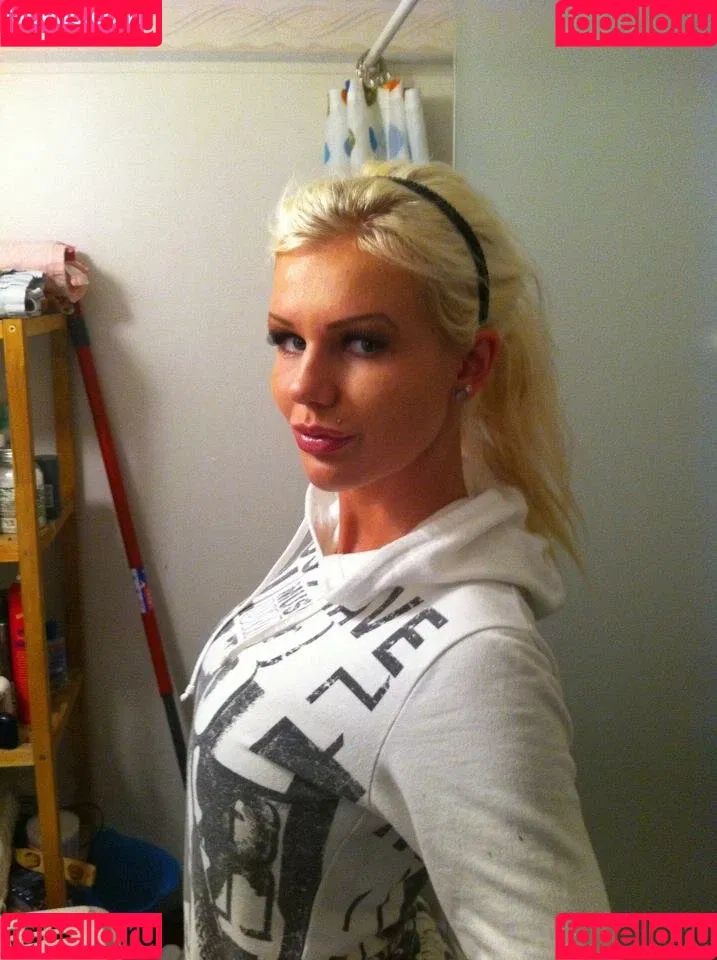 Nadja Boström from Sweden (Big enhanced tits) Onlyfans Photo Gallery 