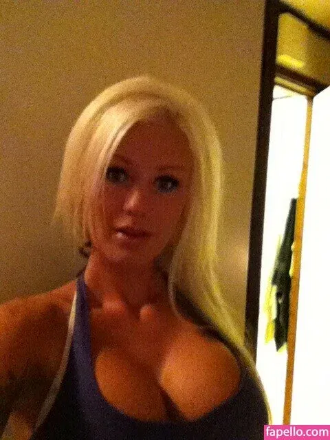 Nadja Boström from Sweden (Big enhanced tits) Onlyfans Photo Gallery 