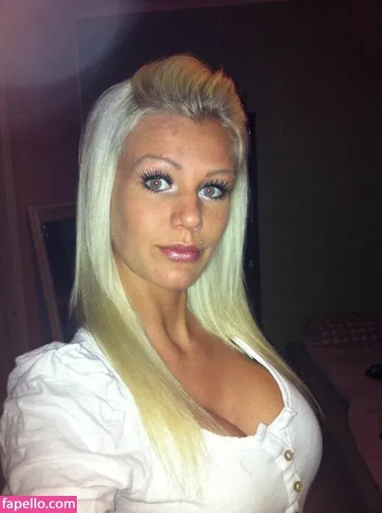 Nadja Boström from Sweden (Big enhanced tits) Onlyfans Photo Gallery 