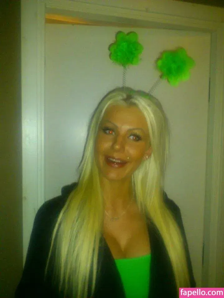 Nadja Boström from Sweden (Big enhanced tits) Onlyfans Photo Gallery 