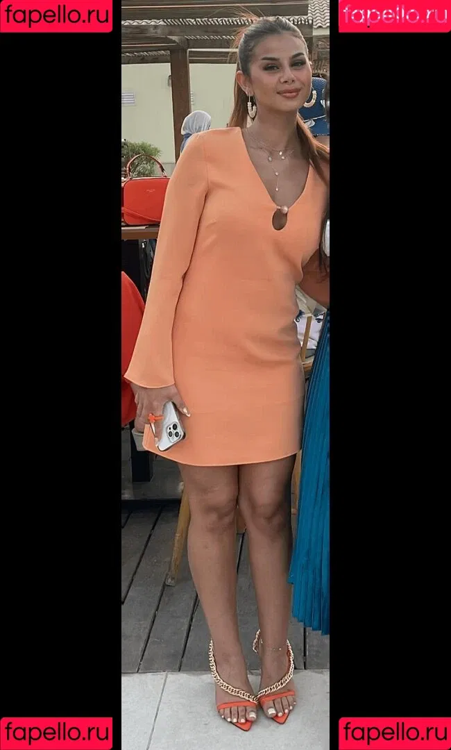 Menna Arafa Onlyfans Photo Gallery 