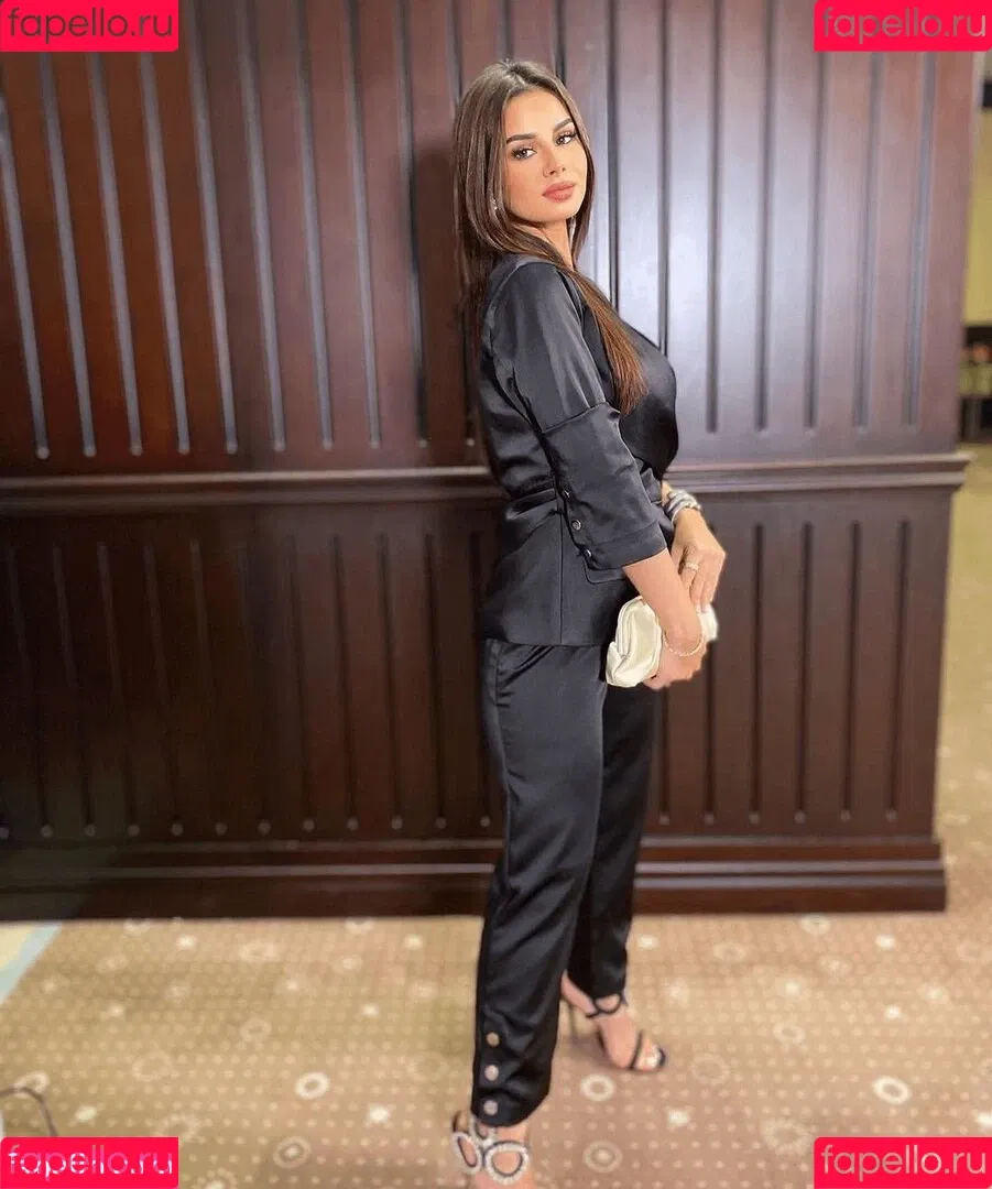 Menna Arafa Onlyfans Photo Gallery 