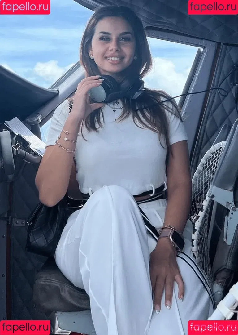 Menna Arafa Onlyfans Photo Gallery 
