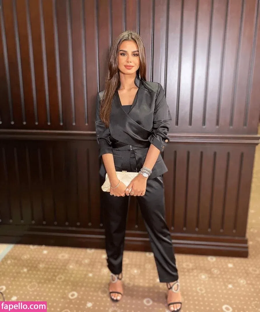 Menna Arafa Onlyfans Photo Gallery 