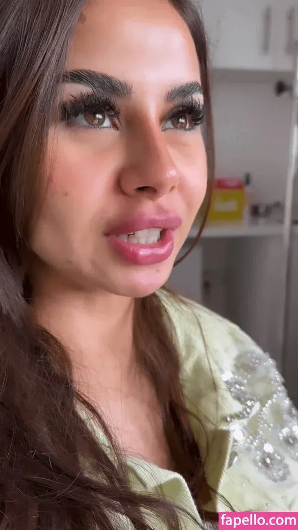 Menna Arafa Onlyfans Photo Gallery 