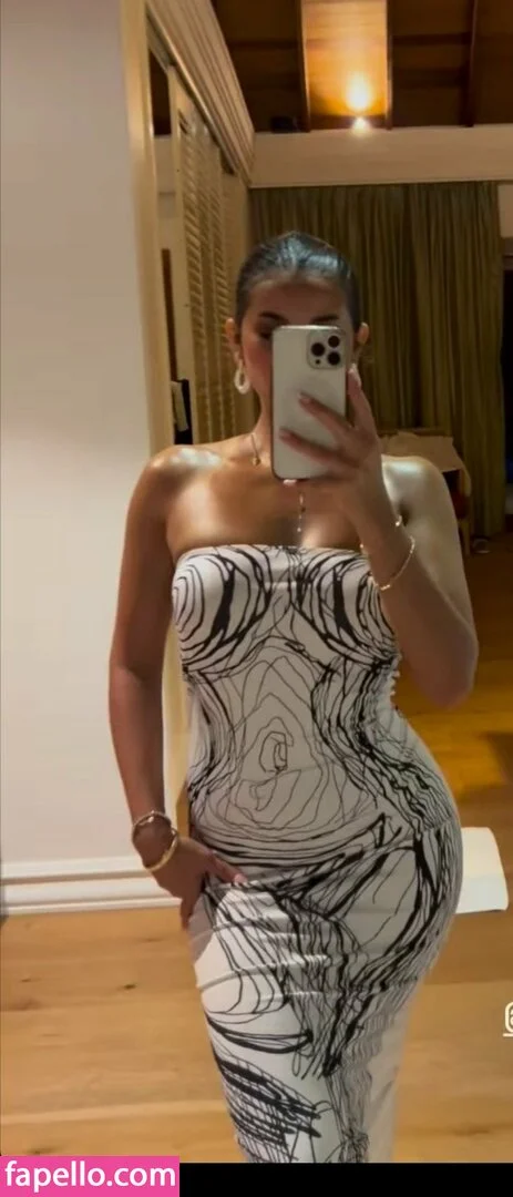 Menna Arafa Onlyfans Photo Gallery 