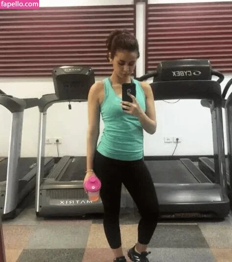 Menna Arafa Onlyfans Photo Gallery 