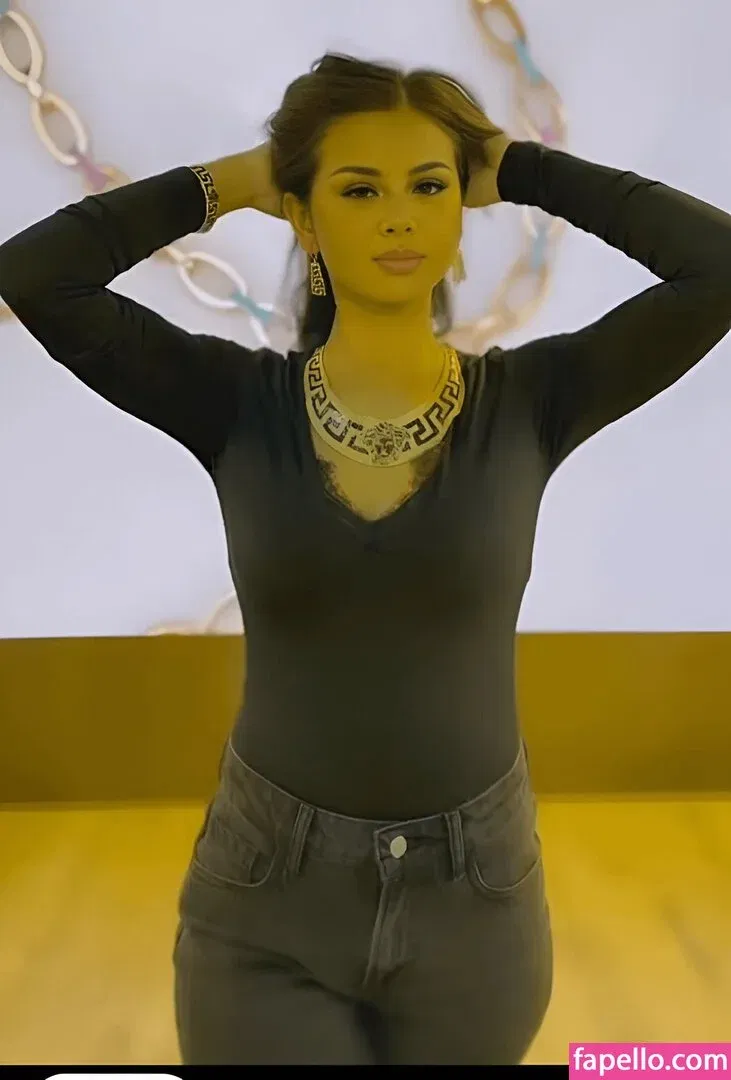 Menna Arafa Onlyfans Photo Gallery 